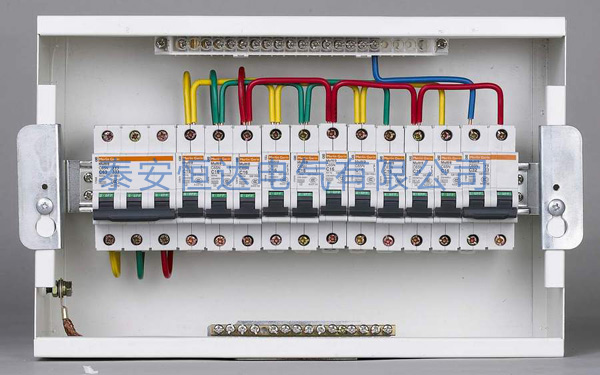 PZ30系列配電箱